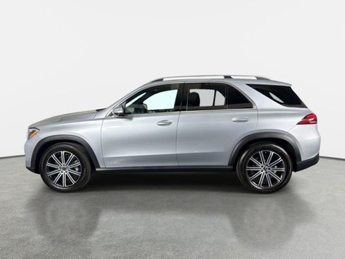 Used 2025 Mercedes-Benz GLE 450 4MATIC w/ Winter Package image 6