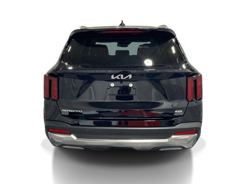 New 2026 Kia Sorento S AWD/4WD image 3
