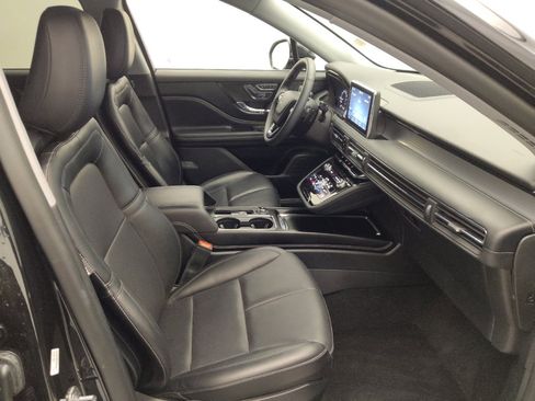 Used 2022 Lincoln Corsair FWD w/ Equipment Group 101A image 21