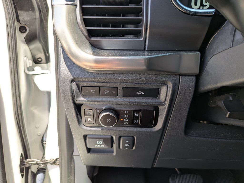 Used 2023 Ford F150 Lariat AWD/4WD image 31