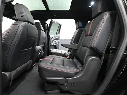 Used 2026 Chevrolet Traverse RS image 42