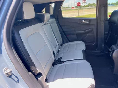 Used 2024 Ford Escape Platinum AWD/4WD image 14