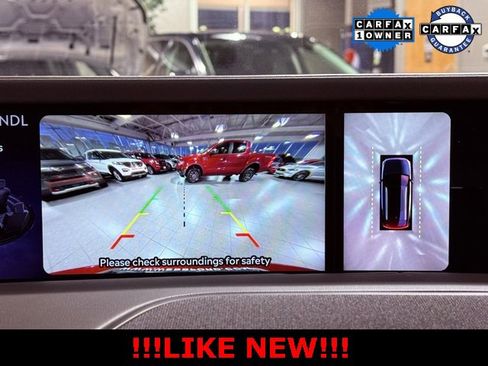 Used 2025 Lincoln Nautilus Premier w/ Equipment Group 102A image 32