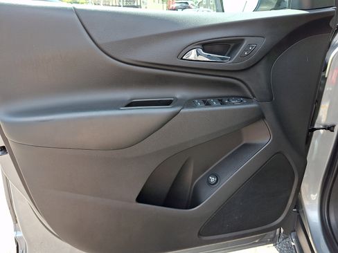 Certified 2024 Chevrolet Equinox LT FWD image 14