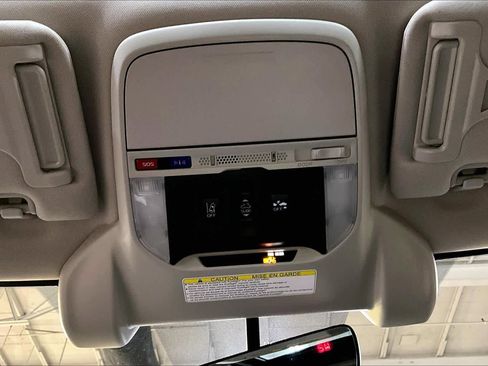 Used 2021 Subaru Forester Premium image 33