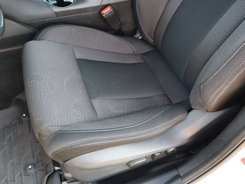 Certified 2025 Subaru Outback Premium AWD/4WD image 19