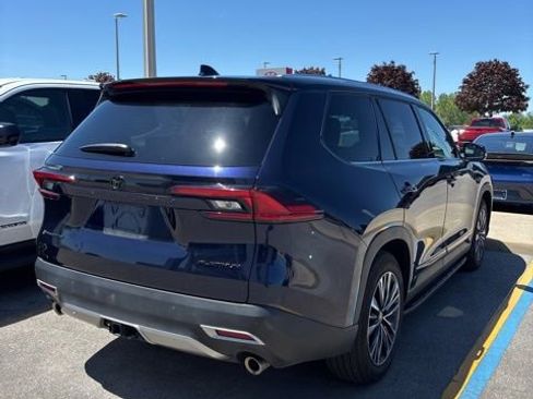 Used 2025 Toyota Grand Highlander AWD Hybrid image 3