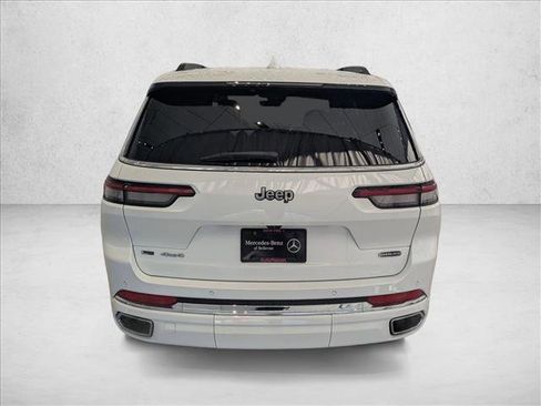 Used 2022 Jeep Grand Cherokee L Overland image 7