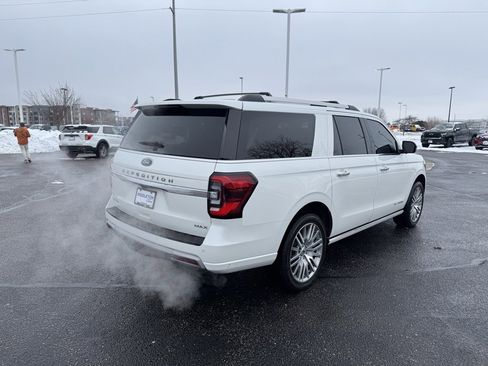 Certified 2024 Ford Expedition Max Platinum image 4