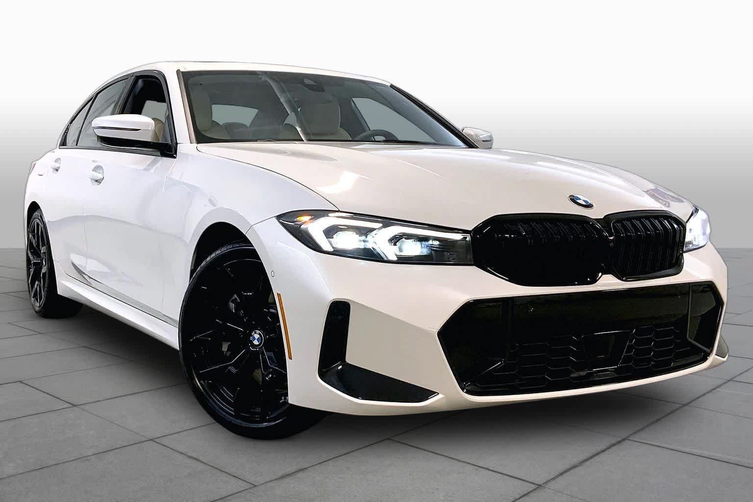 New 2026 BMW 330i xDrive Sedan w/ M Sport Package AWD/4WD image 2