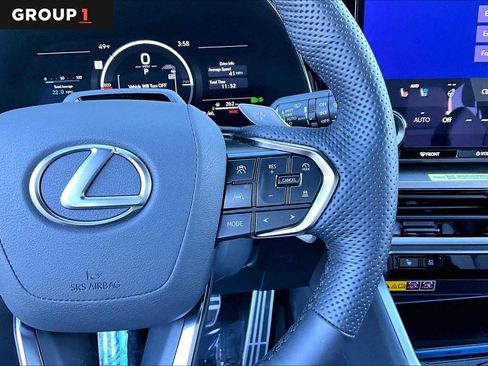 Used 2026 Lexus TX 500h AWD image 25