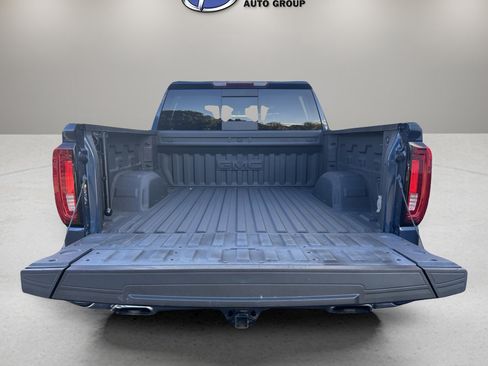 Used 2022 GMC Sierra 1500 SLT w/ SLT Premium Plus Package image 7