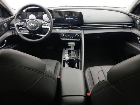 New 2026 Hyundai Elantra Limited FWD image 10