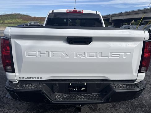 New 2026 Chevrolet Colorado Trail Boss AWD/4WD image 2