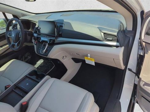 New 2026 Honda Odyssey EX-L image 4