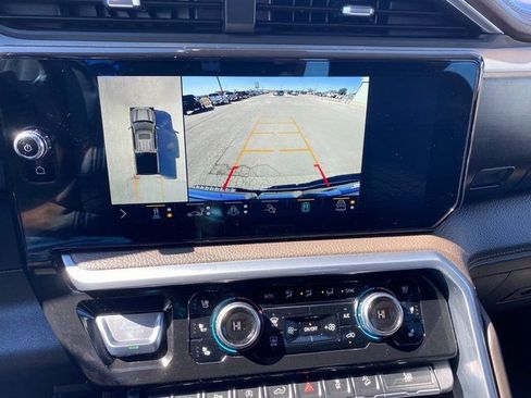 Used 2022 GMC Sierra 1500 Denali w/ Denali Reserve Package image 17