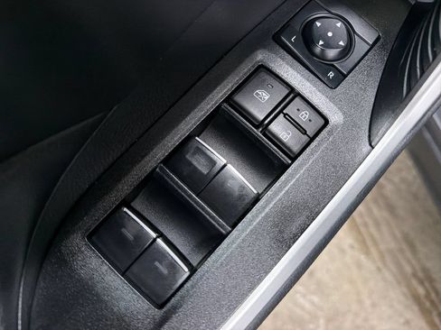 Used 2024 Toyota RAV4 XLE FWD image 17