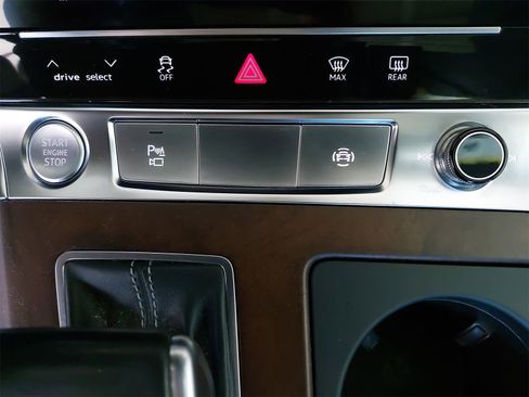 Used 2019 Audi A6 3.0T Premium Plus w/ Premium Plus Package image 28