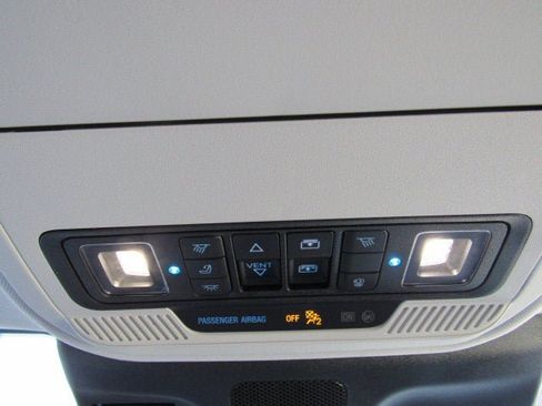 Used 2025 Ford Expedition Platinum AWD/4WD image 26
