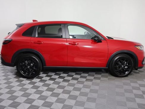 Used 2024 Honda HR-V Sport image 9