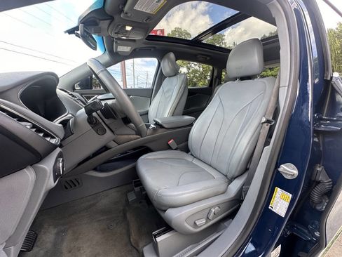Used 2019 Lincoln Nautilus Reserve image 6