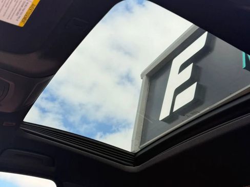 Used 2015 BMW 550i Sedan image 15