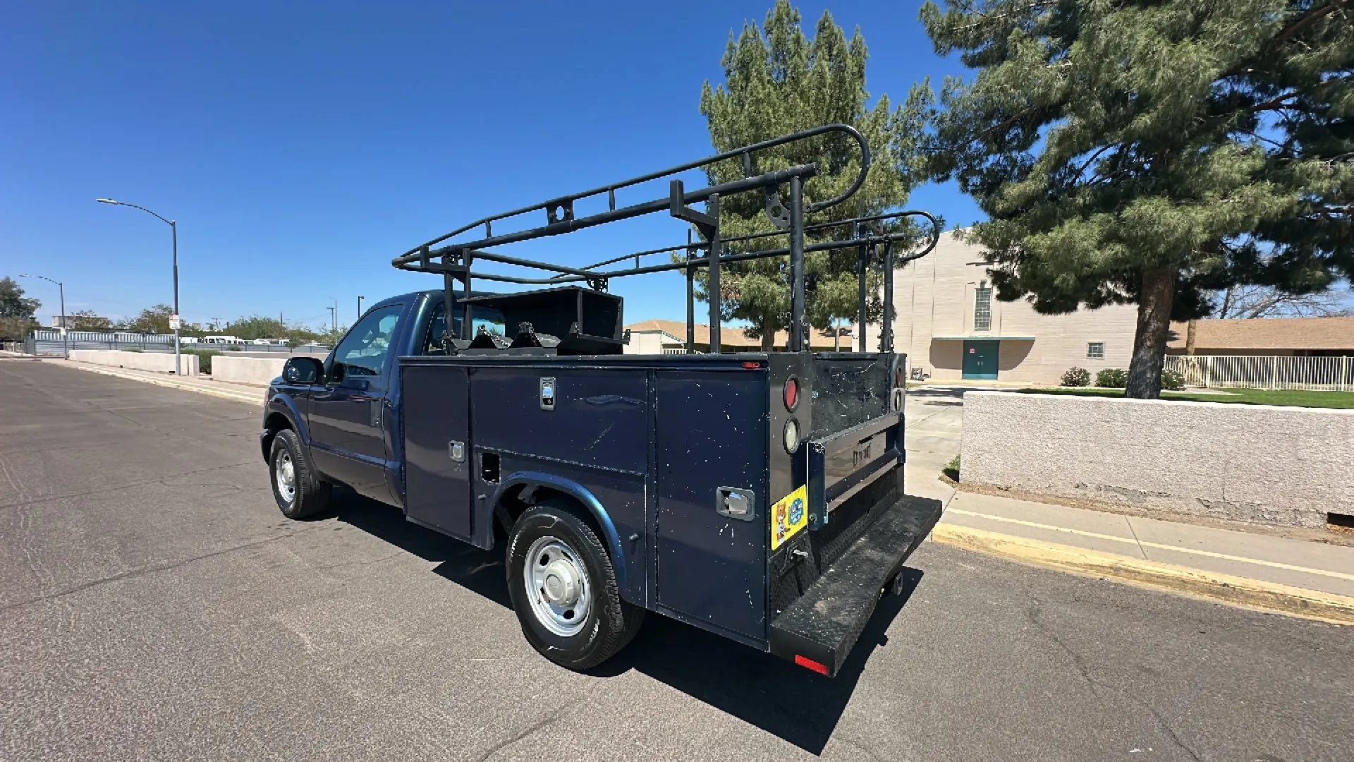 Used 2015 Ford F250 XL RWD image 2