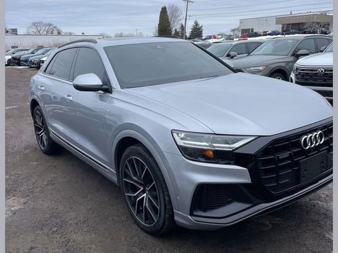 Used 2021 Audi Q8 Premium Plus w/ Premium Plus Package image 1
