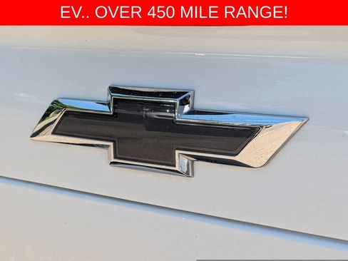 Used 2025 Chevrolet Silverado EV RST AWD/4WD image 10