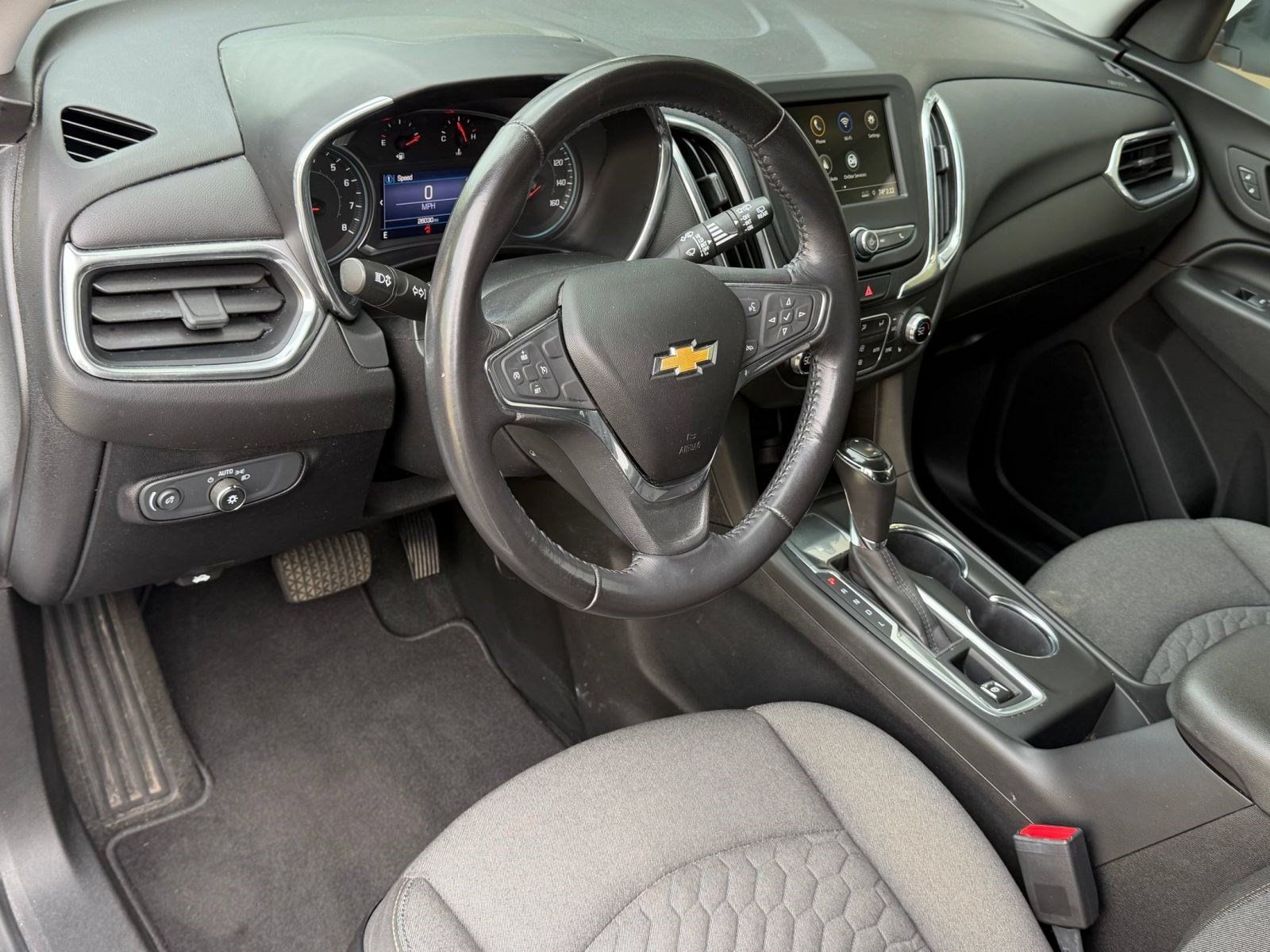 Used 2019 Chevrolet Equinox LT FWD image 4