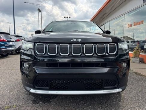 Used 2022 Jeep Compass Limited AWD/4WD image 2