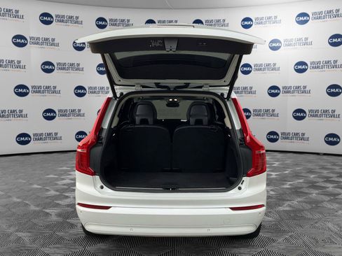 Used 2023 Volvo XC90 B5 Core AWD/4WD image 11