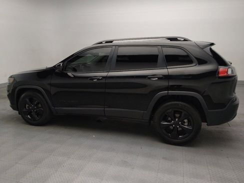 Used 2021 Jeep Cherokee Latitude Plus FWD image 3
