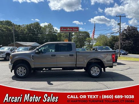 Used 2019 Ford F250 XLT w/ Snow Plow Prep Package image 2