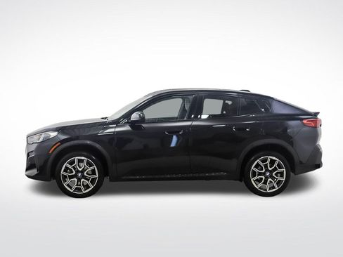Certified 2024 BMW X2 xDrive28i w/ Premium Package AWD/4WD image 2