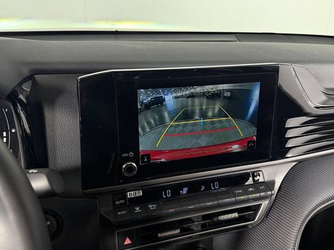 Used 2026 Toyota Camry SE FWD image 18