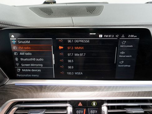 Used 2022 BMW X7 xDrive40i w/ Premium Package image 22