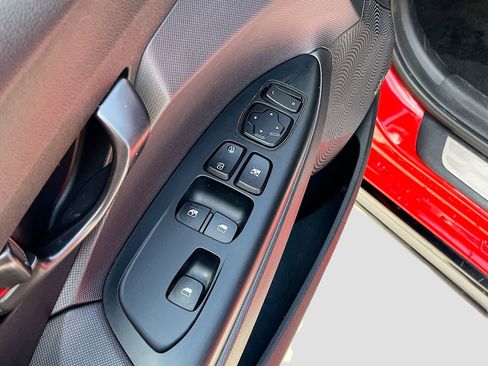 Used 2020 Hyundai Veloster N w/ Performance Package image 17