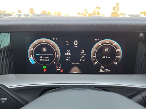 New 2026 Volkswagen Tiguan SE R-Line image 17