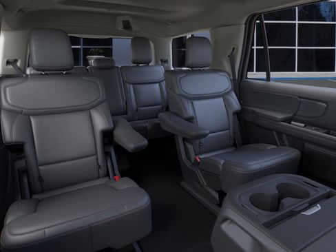 New 2026 Ford Expedition Active image 40