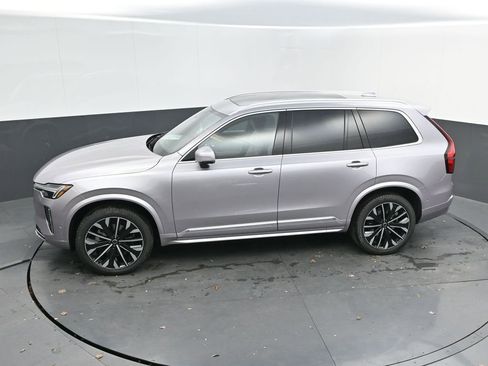 New 2026 Volvo XC90 B6 Plus w/ Protection Package Premier AWD/4WD image 23