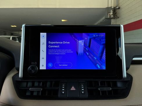 Used 2024 Toyota RAV4 XLE Premium FWD image 30