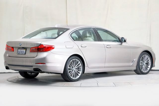 Used 2019 BMW 540i RWD image 2