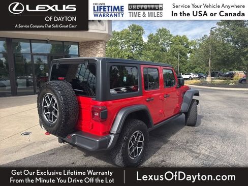 Used 2024 Jeep Wrangler Rubicon image 3