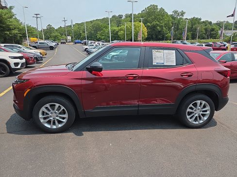 Used 2024 Chevrolet TrailBlazer LS w/ LS Convenience Package AWD/4WD image 6