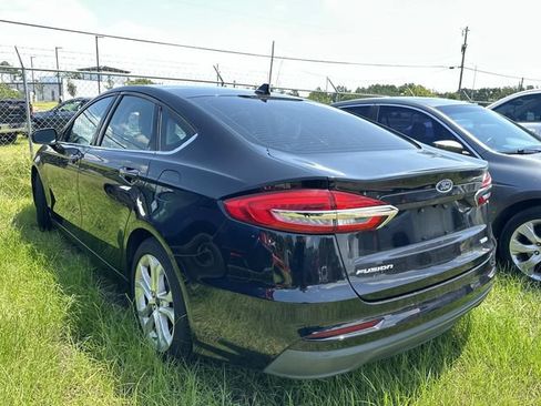 Used 2020 Ford Fusion SEL FWD image 4