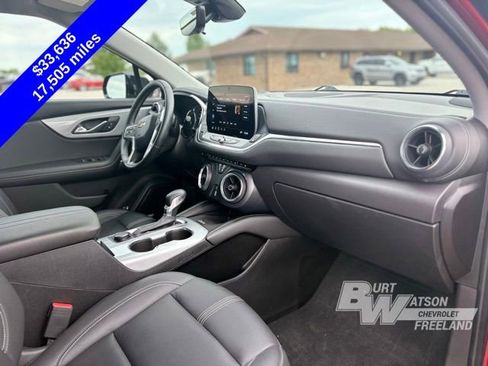 Used 2024 Chevrolet Blazer LT w/ Sound & Technology Package AWD/4WD image 26
