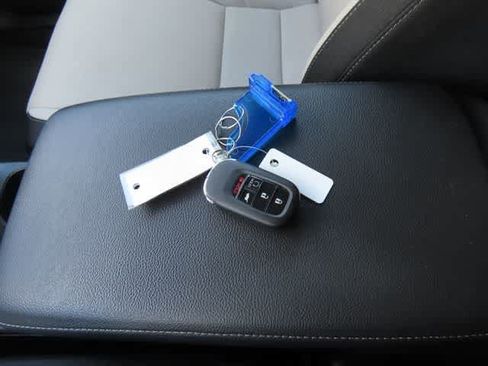 Certified 2024 Honda CR-V EX image 26
