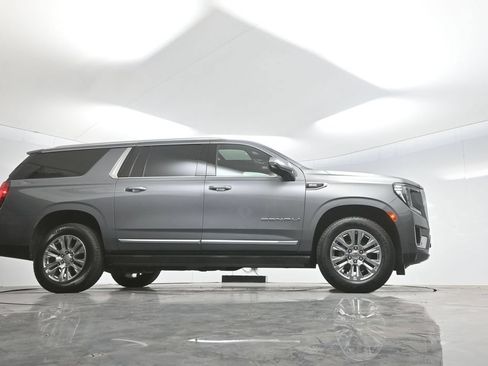 Used 2022 GMC Yukon XL Denali AWD/4WD image 64