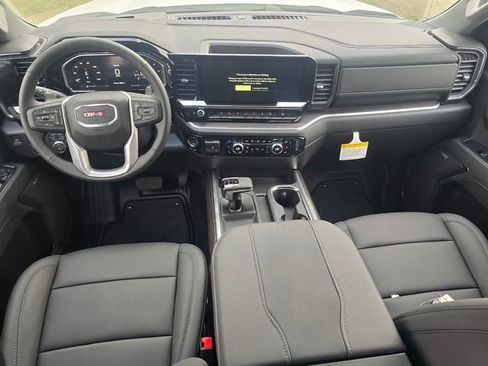 New 2026 GMC Sierra 1500 SLT image 13